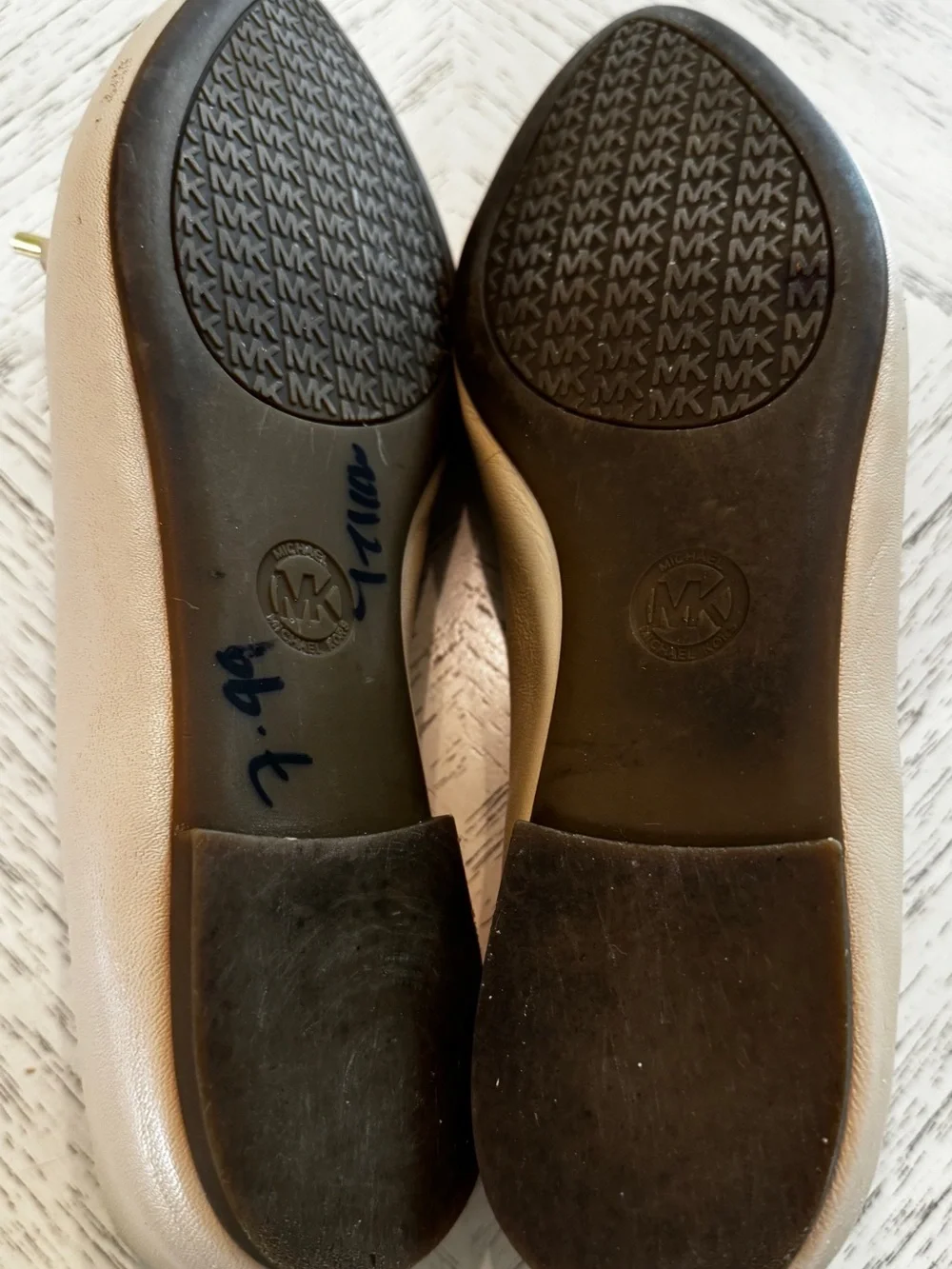 MICHAEL Michael Kors Nancy Nude Leather Pointed Toe Loafer Flats 8.5M